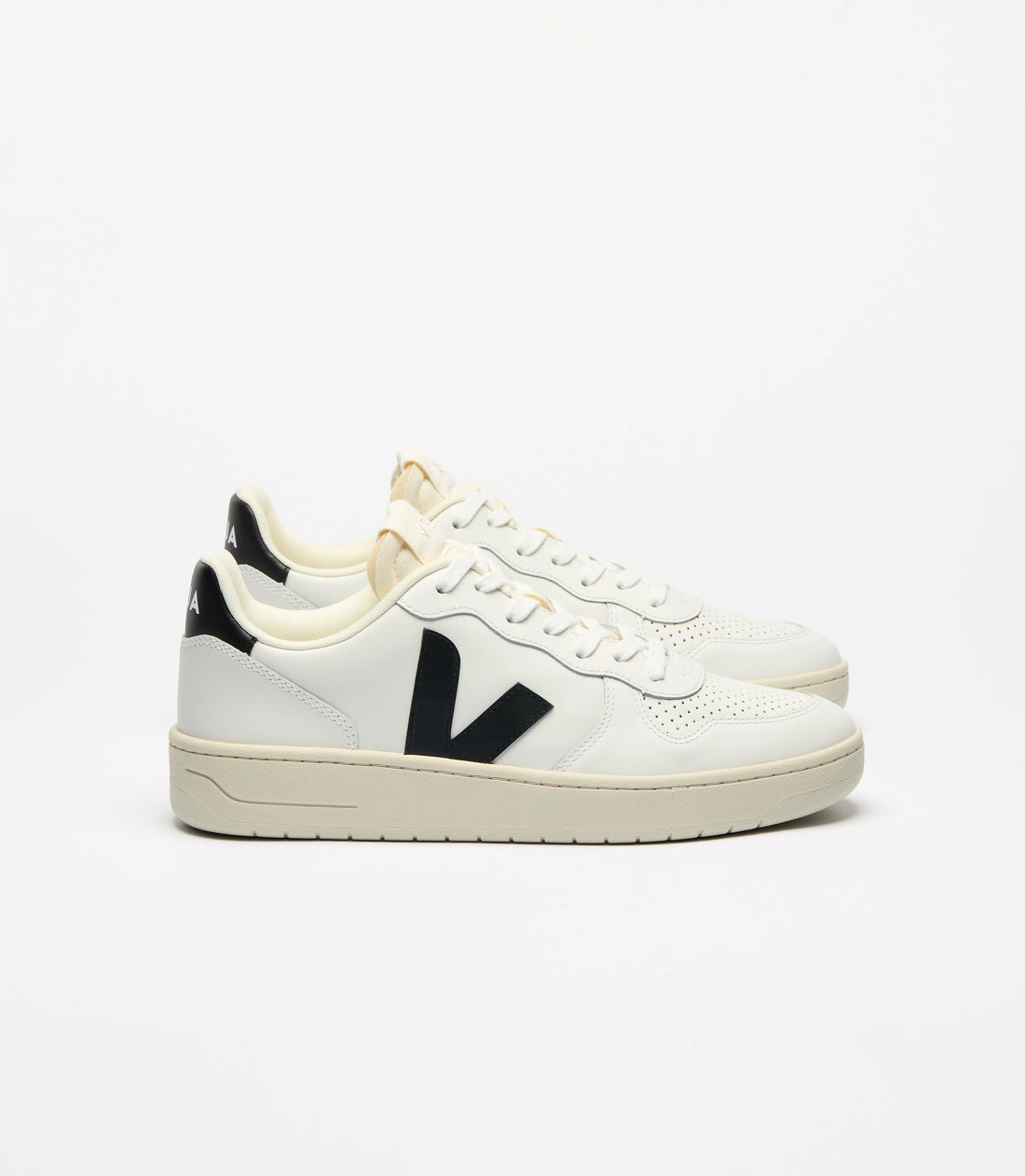Sneakers V-10