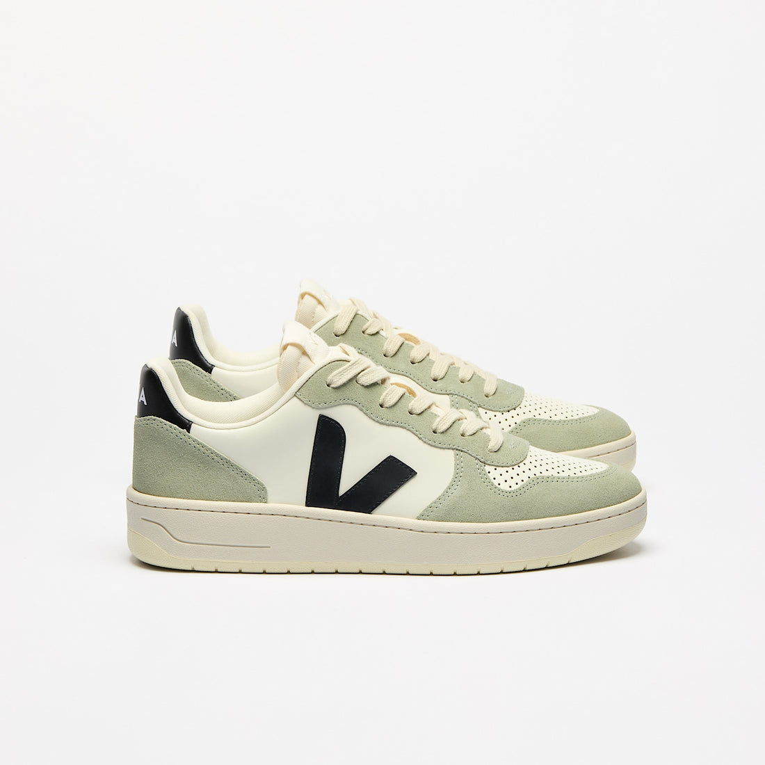 Sneakers V-10